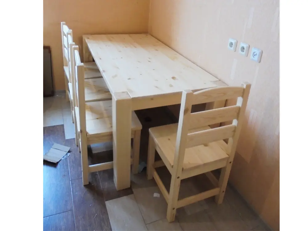 Стол Брамминг обеденный 1820*820