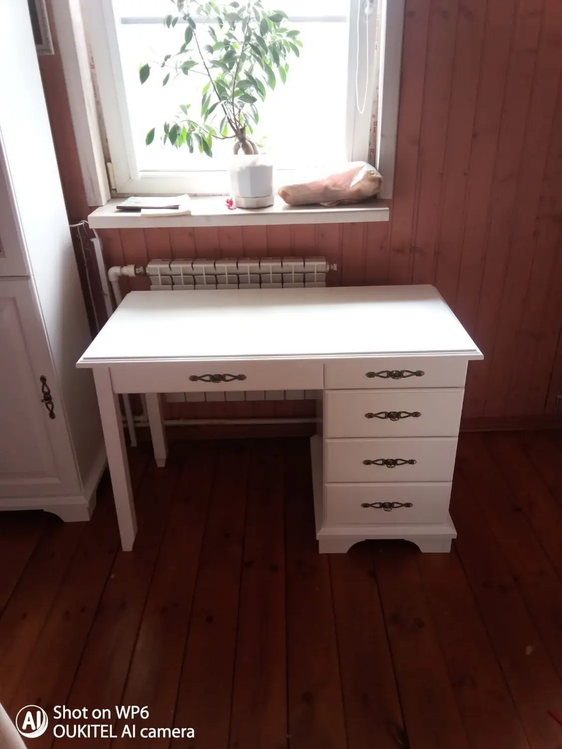 Стол Брусно письменный 1-тумбовый, тумба справа 6.4.01