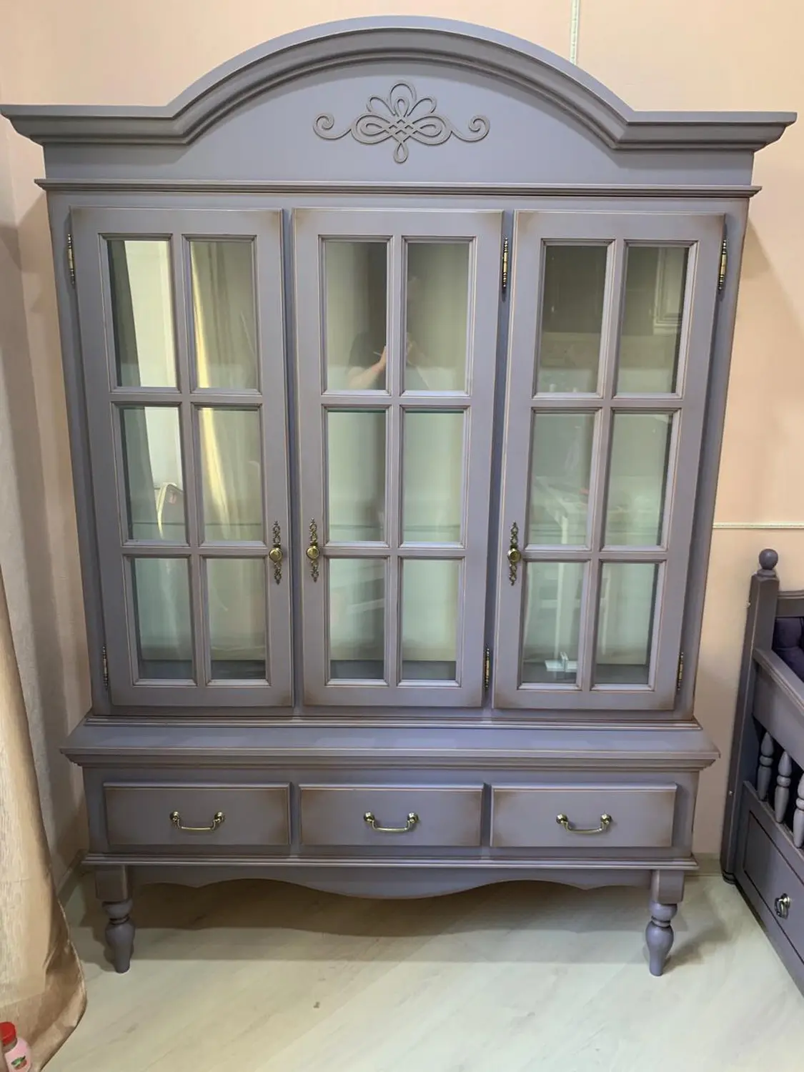 Сервант Валенсия 2-32 сосна