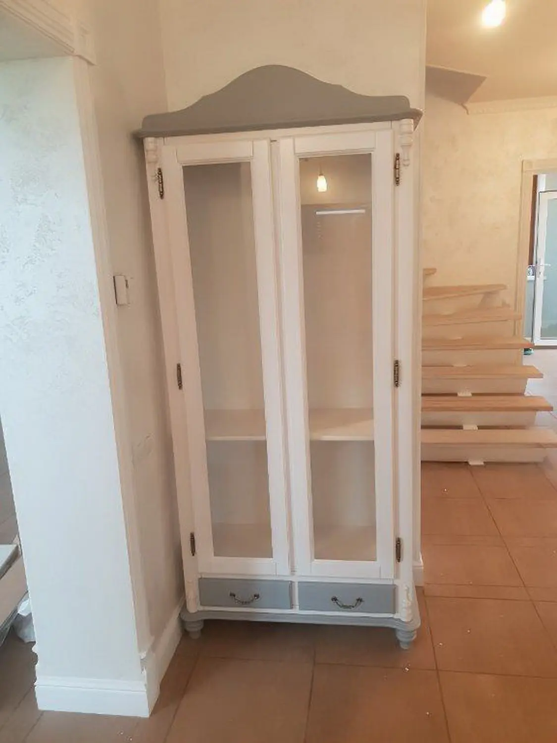 Шкаф-витрина Скандия 2-створчатый с 2 ящиками высокий Б3.19.03