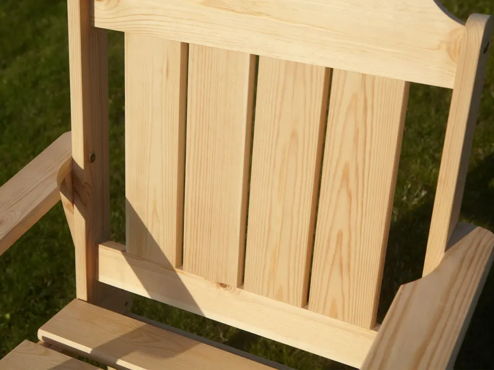 Кресло из массива сосны Ярви (дачное)