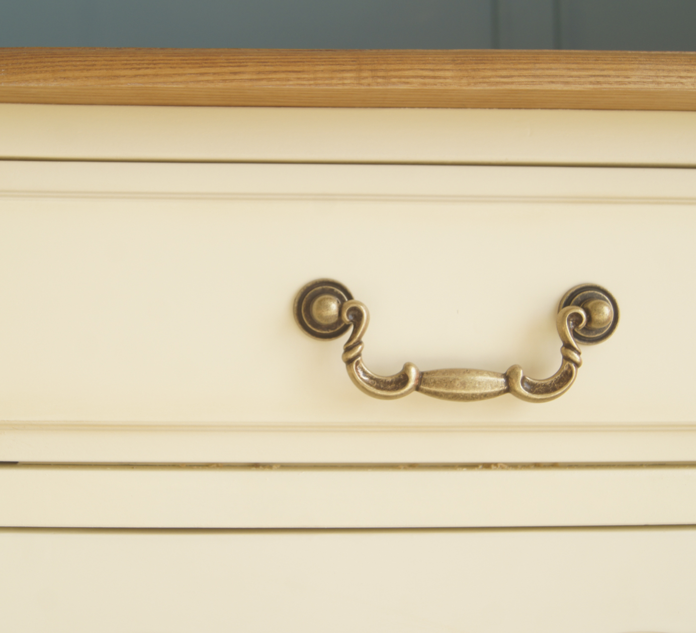 Комод массив дерева "Leontina" с ящиками и дверками