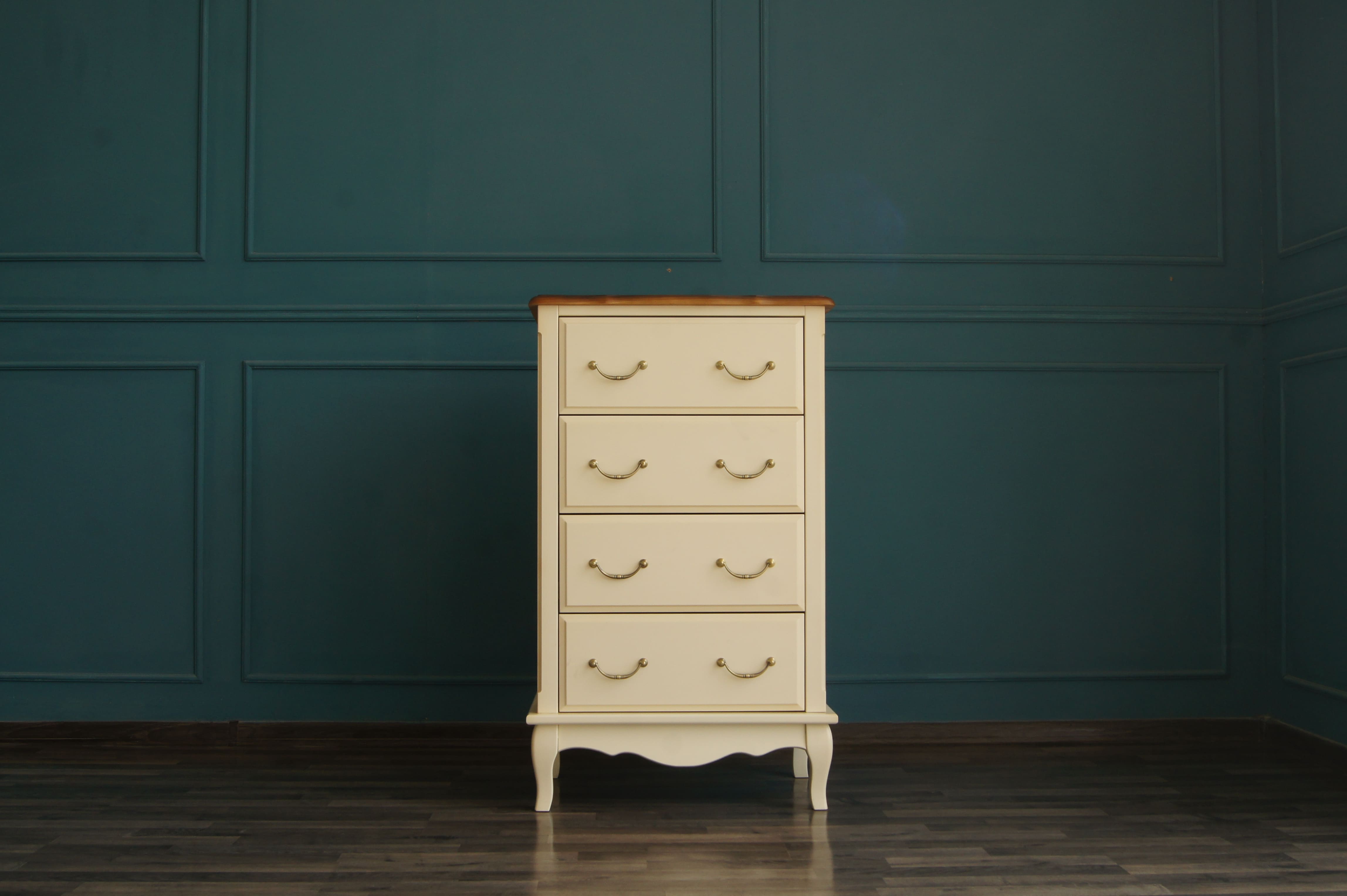 Комод Leontina четыре ящика арт ST9340