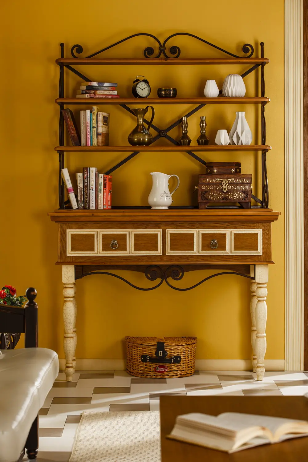 Бьерт и Валенсия