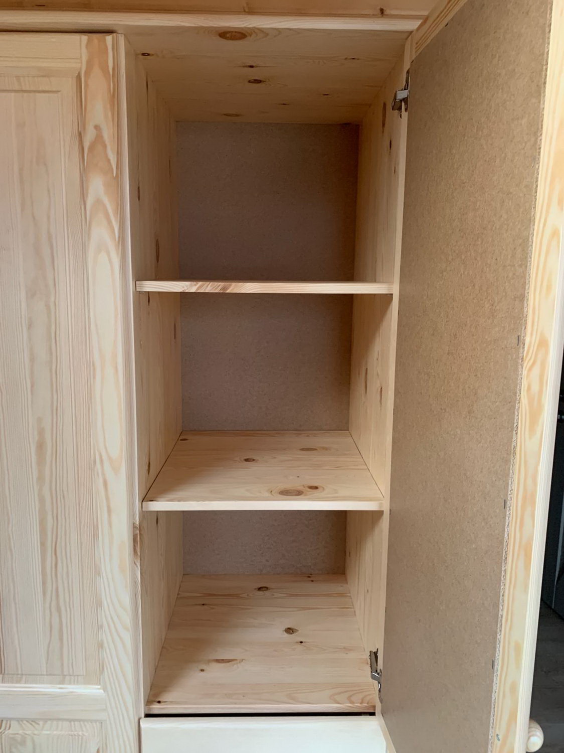 Шкаф с зеркалом из массива ШМЦ-103