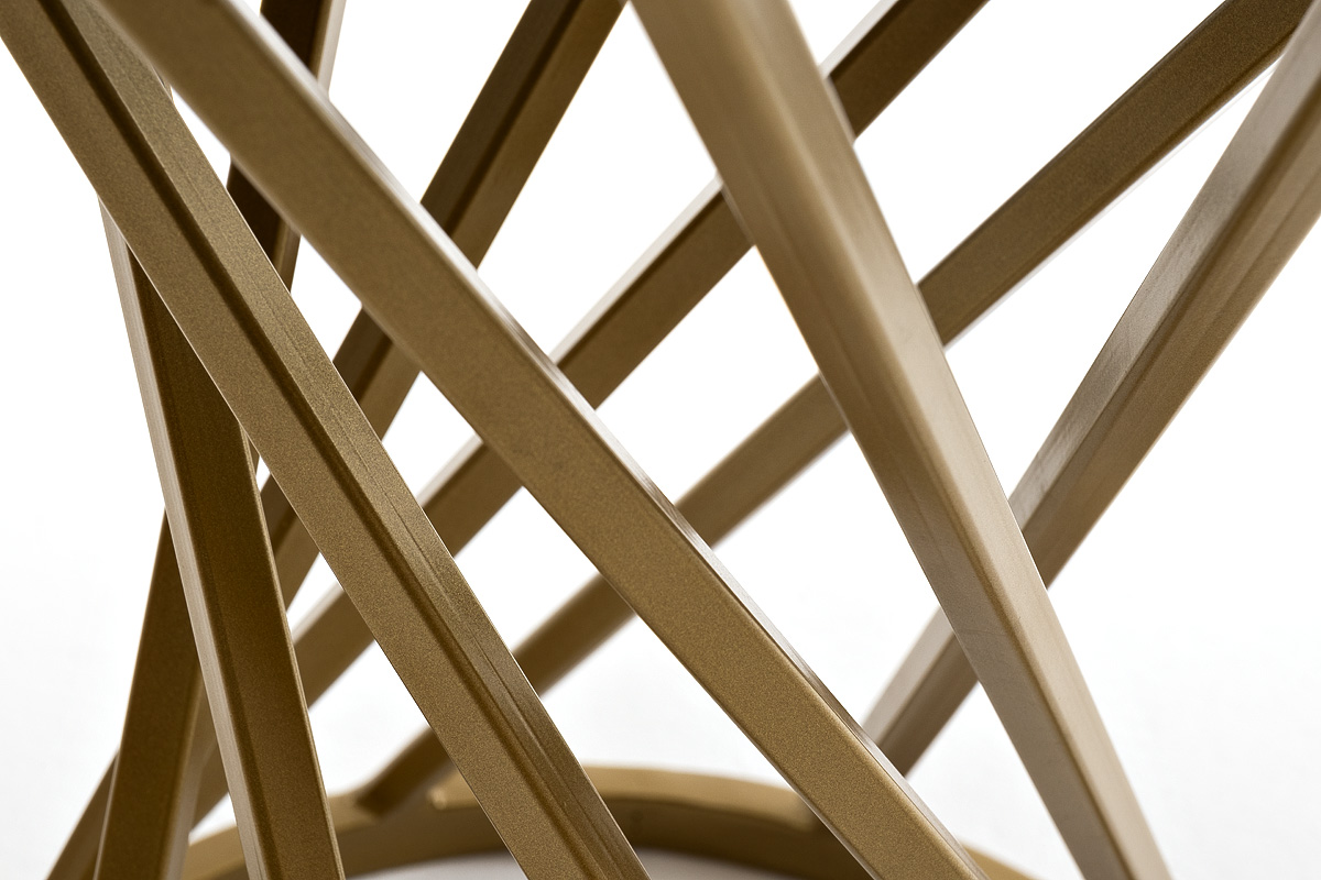 "Сантильо" журнальный стол из HPL круглый Ø40 H55, каркас из стали золотой, цвет столешницы "серый гранит"