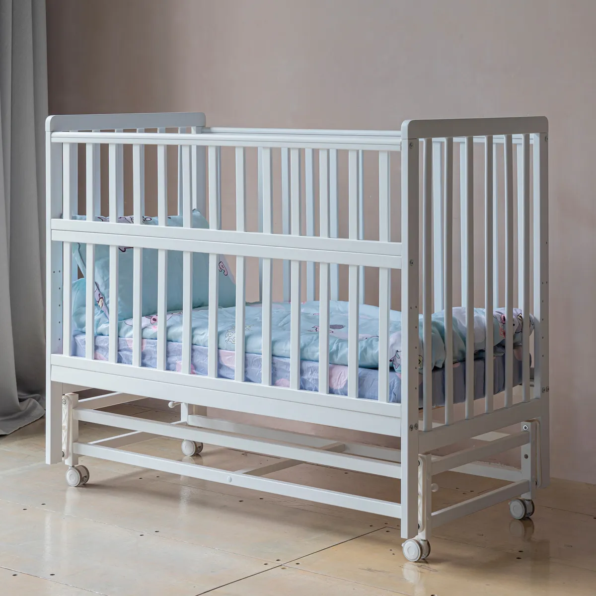 Кровать-маятник белый Albero НИК 2б