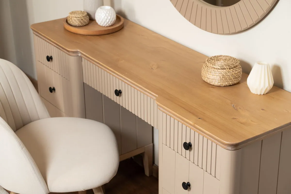 Стол туалетный Грета №2